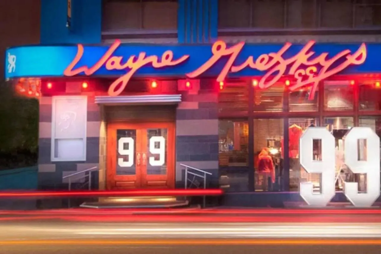 1 Bedroom Furnished Condo With Balcony Across Cn Tower Toronto 0*,