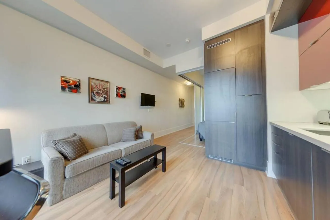 1 Bedroom Furnished Condo With Balcony Across Cn Tower Toronto 0*,